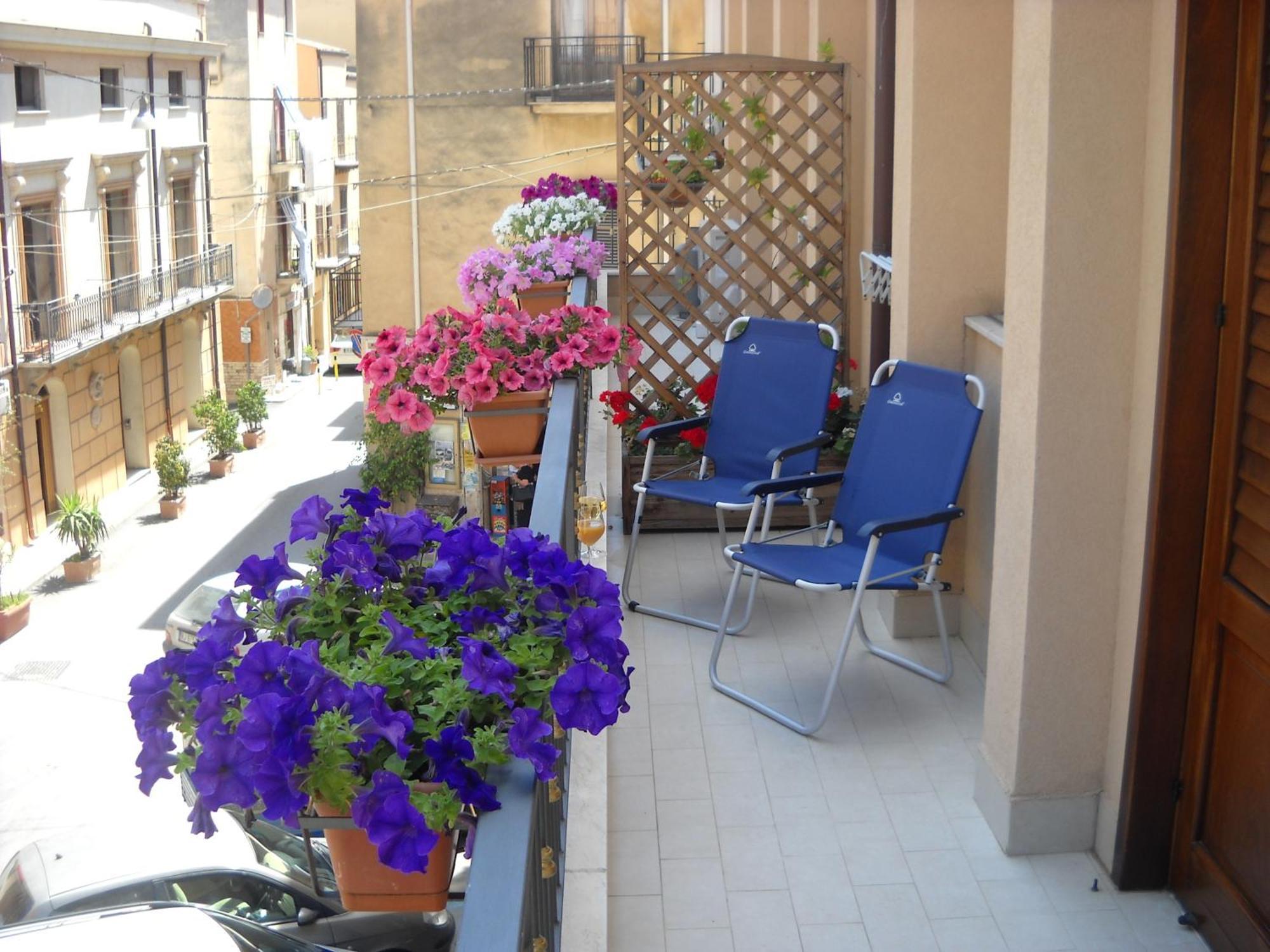 Marconi E Garibaldi 76 Apartment Castellammare del Golfo Exterior foto
